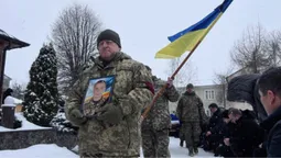 Загинув на Запорізькому напрямку: у Володимирі попрощалися з воїном Василем Солодухою