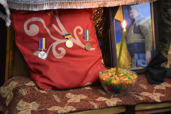 У Луцькому районі провели в останню дорогу Героя Руслана Кордончука (фото)