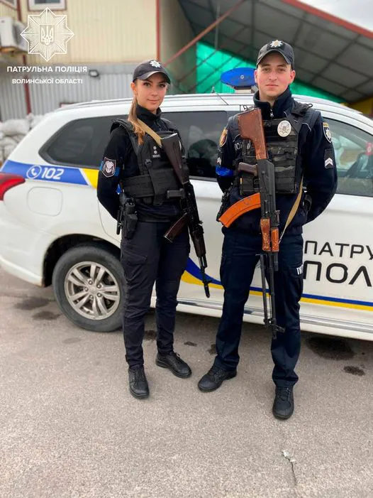 Вибухнуло колесо: під Ковелем легковик злетів у кювет