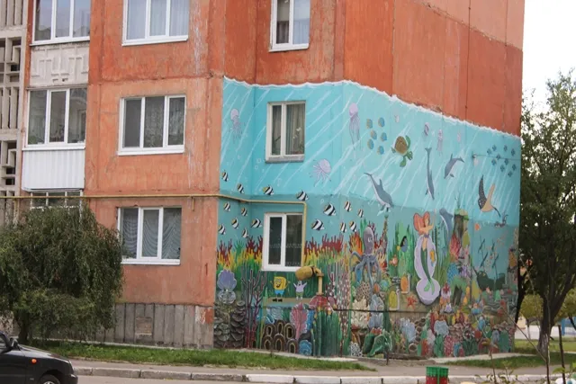 У Луцьку на трансформаторах намалювали графіті (фото) 