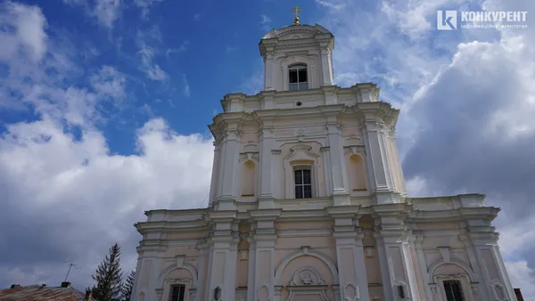 Луцьк на колінах: попрощалися з двома полеглими Героями (фото, відео)