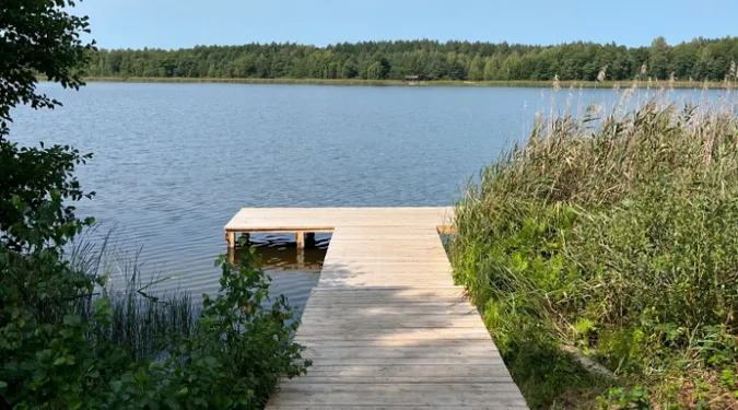 У воді – багато мінералів: на Волині є озеро, в якому повно риби (фото)