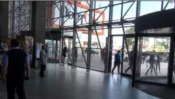 У Луцьку задимівся ТРЦ «ПортCity» (відео)