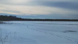 На Волині озеро перетворилось на крижану пустелю (фото)