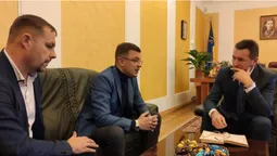 Чи буде співпраця: "СВІДОМІ" зустрілися з ректором Лесиного вишу Анатолієм Цьосем (фото)