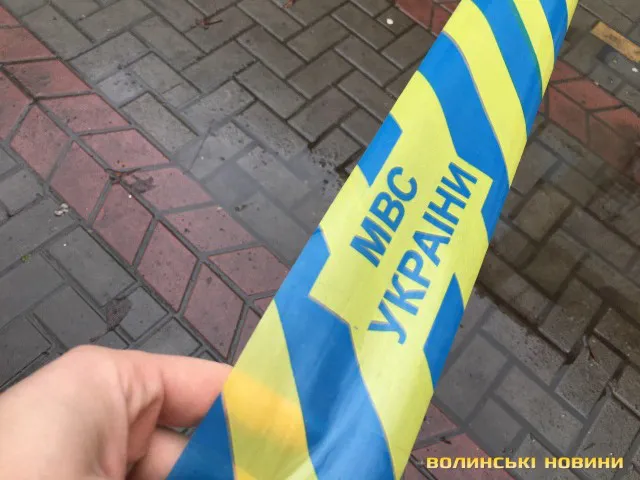 У Луцьку напали на фінустанову: касир – у лікарні, ввели план перехоплення (фото, оновлено)