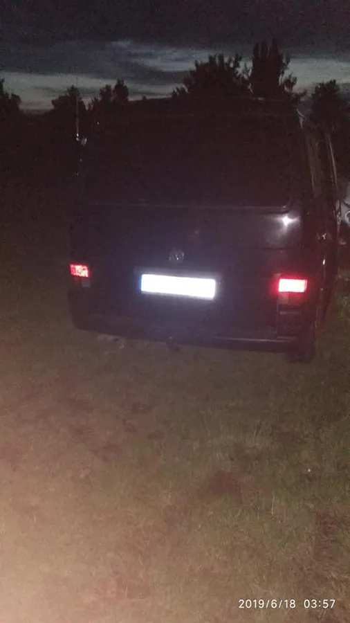 Ніч, алкоголь, галас: муніципали покарали відпочивальників на Теремнівських ставках