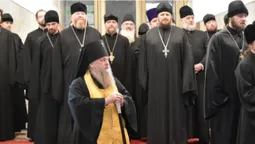 До Волинської ОДА прийшли священники «Московського» патріархату (фото)