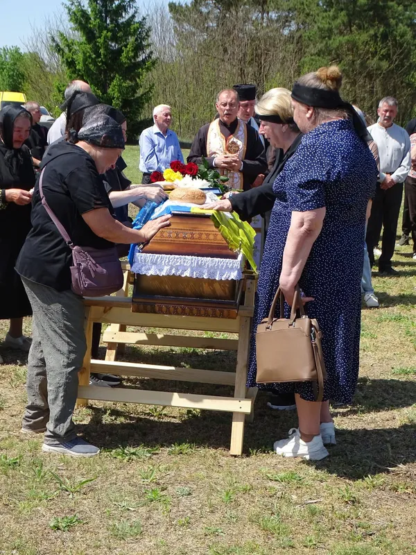 На Волині попрощалися з Героєм Дмитром Лободюком(фото)