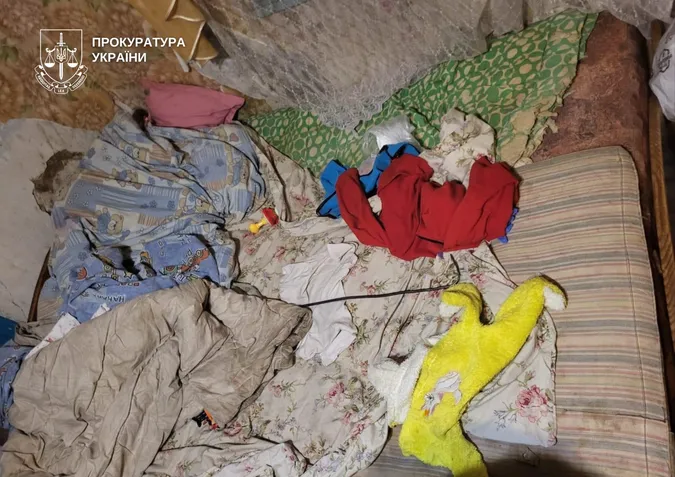 Діти жили в пеклі: у Луцькому районі батьки морили голодом малюків (фото)