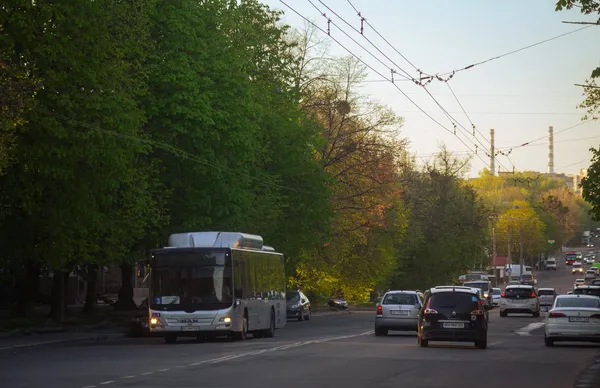 На вулиці Луцька виїхав унікальний автобус (фото)