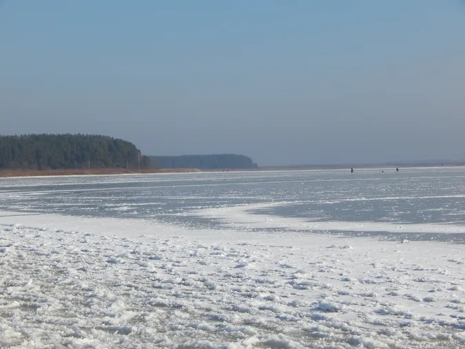 Рай для рибалок: показали крижане море Волині (фото)