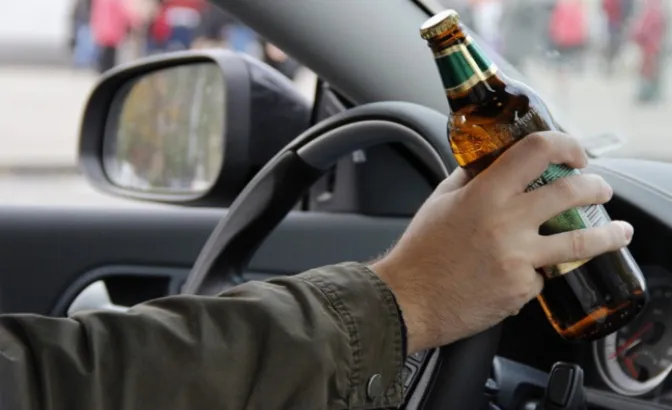 Алкотестер показав 2,75 проміле: водія «під шафе»  зупинили в Луцьку (відео)