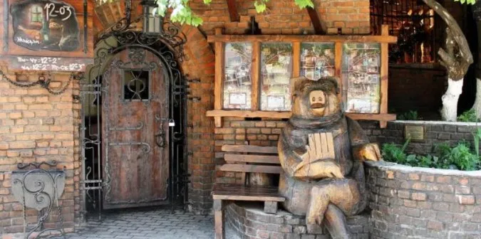 У центрі Луцька закривають культовий пивний клуб «Майдан»