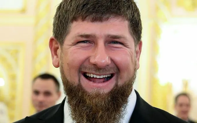 Кадиров нагородив Кадирову орденом Кадирова