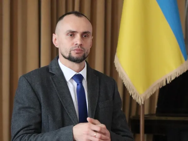 Віталій Бондар