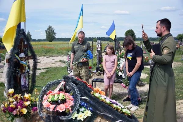 На Волині родинам загиблих прикордонників вручили нагороди (фото)