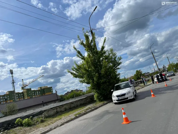 На Карпенка-Карого у Луцьку сталася ДТП (фото, відео)