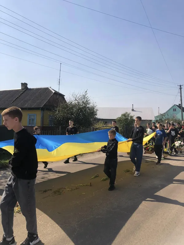 Без батька лишилось четверо дітей: на Волині попрощалися з Сергієм Абрамчуком (фото)