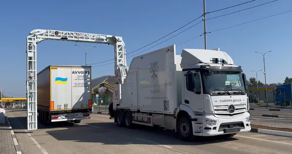 На Ягодині «ожили» автоботи: волинські митники тестують унікальний сканер (фото, відео)