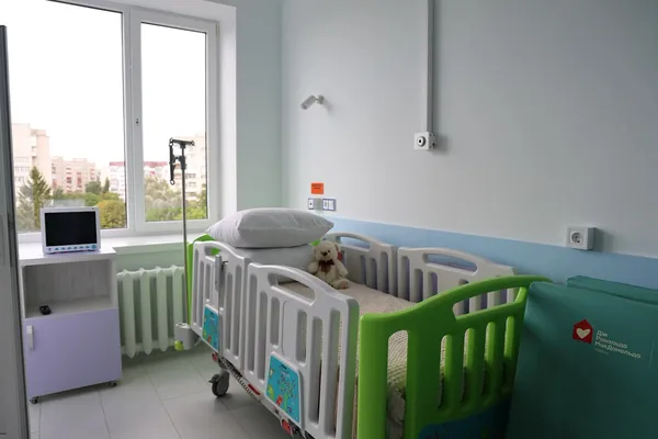 У Луцьку в дитячій обласній лікарні відкрили оновлену хірургію та відділення реабілітації (фото)
