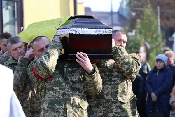 Загинув біля Часового Яру: у Луцьку попрощалися із Героєм Вадимом Мохначем