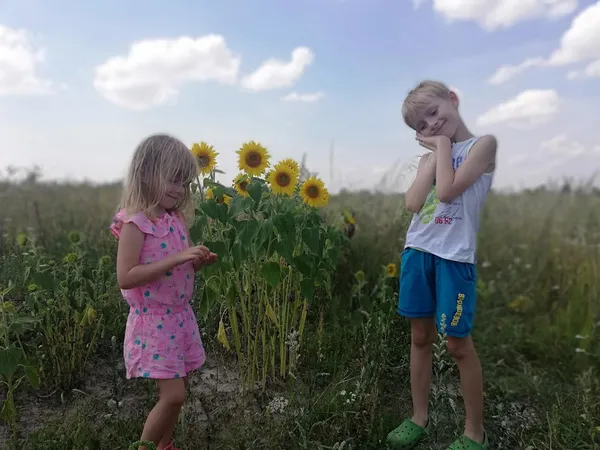 Мама по вайберу, або Щасливий лучанин, який сам виховує дітей