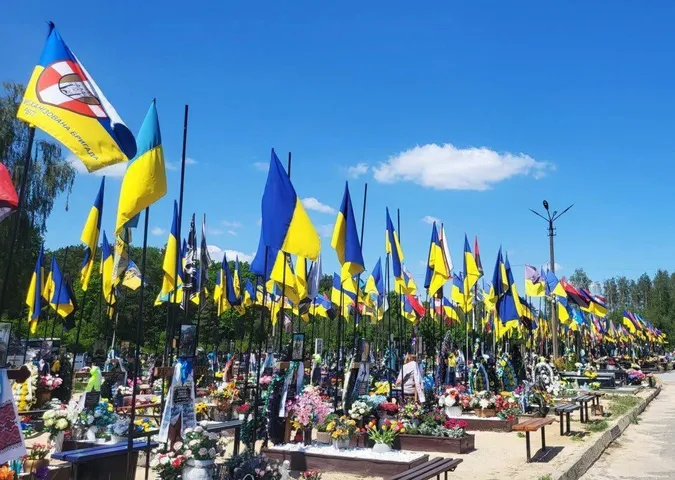 У Ковелі провели в останню дорогу Героя Андрія Луцика (фото)