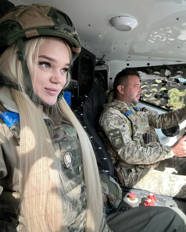Хто така Юлічка Верба і до чого тут скандал з автівками для ЗСУ