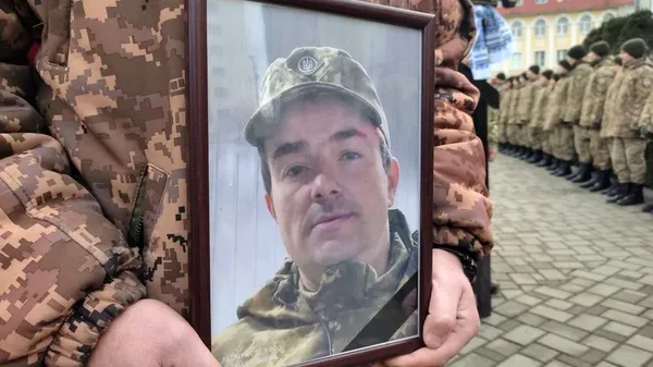 У Луцьку попрощалися з захисниками Ігорем Держаєм і Віталієм Ланшиним (фото)