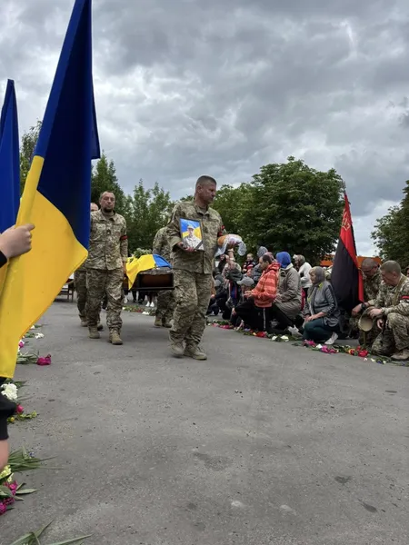 На Волині попрощалися із полеглим Героєм Віталієм Борилюком (фото)