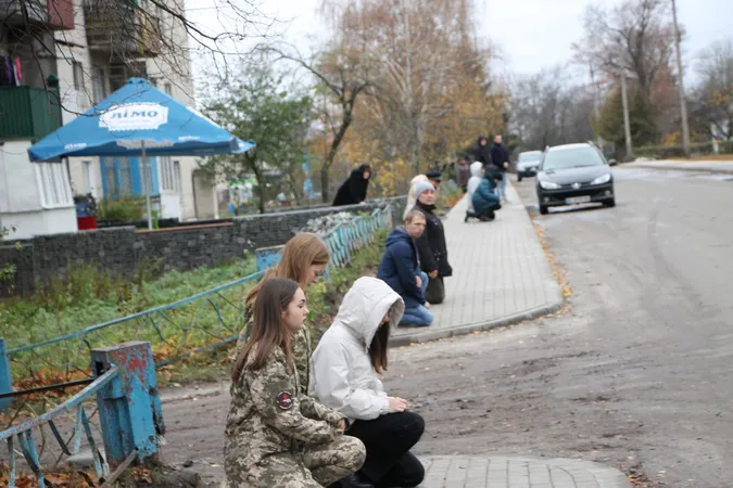 У селі на Волині похоронили загиблого захисника Віталія Лук'янчука