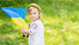 Фейсбук у синьо-жовтих прапорах: волиняни вітають зі святом (фото)