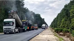 На Волині асфальтують найгіршу ділянку міжнародного автошляху (фото)