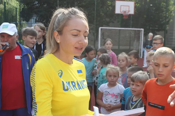 Як лучани робили зарядку разом з олімпійцями (фото)