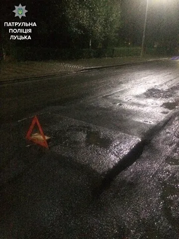 На Волині водії поскаржилися в поліцію на недбалість дорожніх ремонтників 