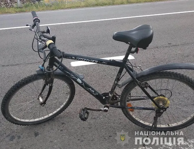 На Волині біля перукарні вкрали велосипед