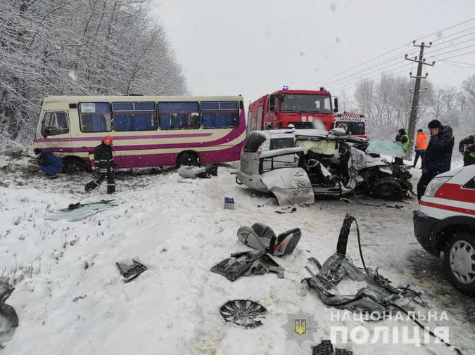 «Дуже тяжкі»: сім'ї з Луцька, яка постраждала в ДТП на Львівщині, потрібна допомога (фото)