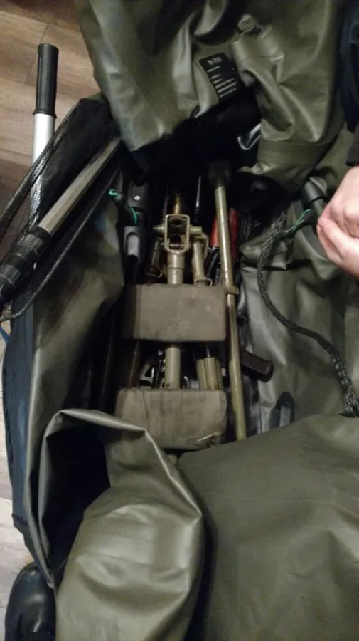 На Волині спіймали контрабандиста з цілим «букетом» озброєння