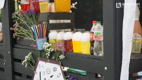 Перший день Lutsk Food Fest 4.5.0: що відбувається у Луцькому замку (фото)