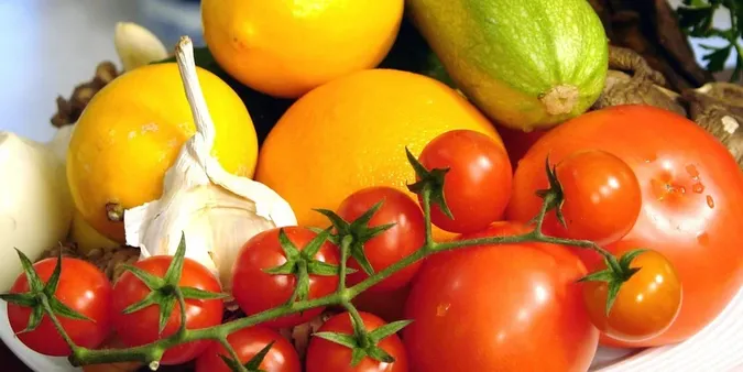 Для здорових судин: сім літніх продуктів, які регулюють тиск і захищають серце