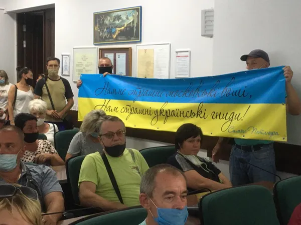 У стінах Луцькради мітинг: чого вимагають (ВІДЕО, ФОТО, ОНОВЛЕНО)