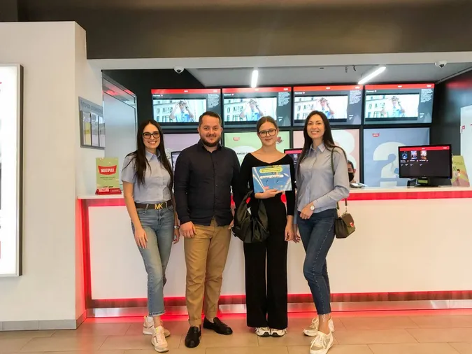 Луцький кінотеатр Multiplex подарував путівку до Туреччини (фото)*