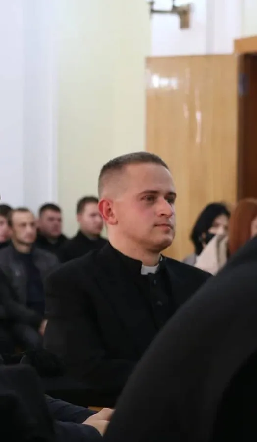 Отець  Роман