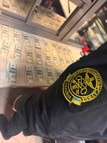 В «Устилузі» собака винюхав $30000 у вантажівці (фото)