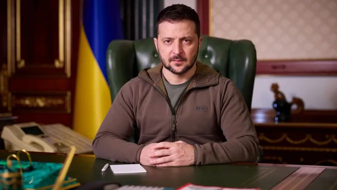 «Треба діяти», – Зеленський відреагував на вибух російських ракет у Польщі
