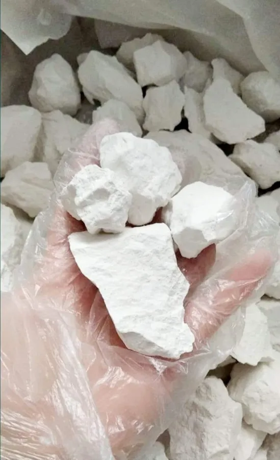 🤯 У популярній луцькій фейсбук-спільноті продають смачну крейду для вагітних (фото)