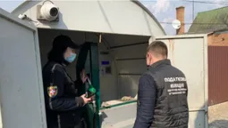 На Волині демонтували нелегальну заправку (фото, відео)