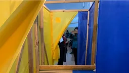 На Волині – недоступні приміщення та черги до дільниць (фото, відео)