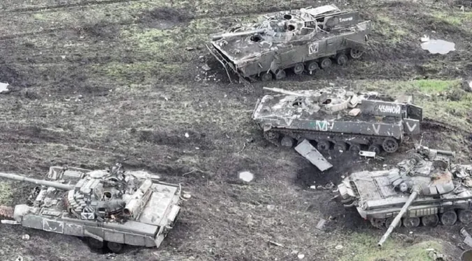 Близько 207 440 окупантів, 3802 танк, 3445 артсистем: втрати ворога на 30 травня